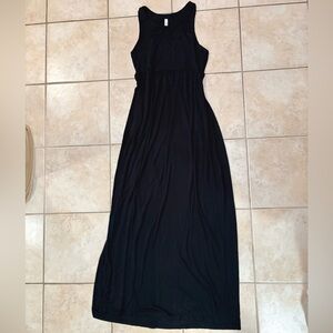 Elegant Black Maxi Dress